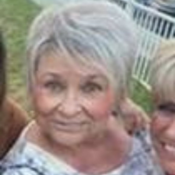 Meet your Posher, Victoria - Picture 2 of 2